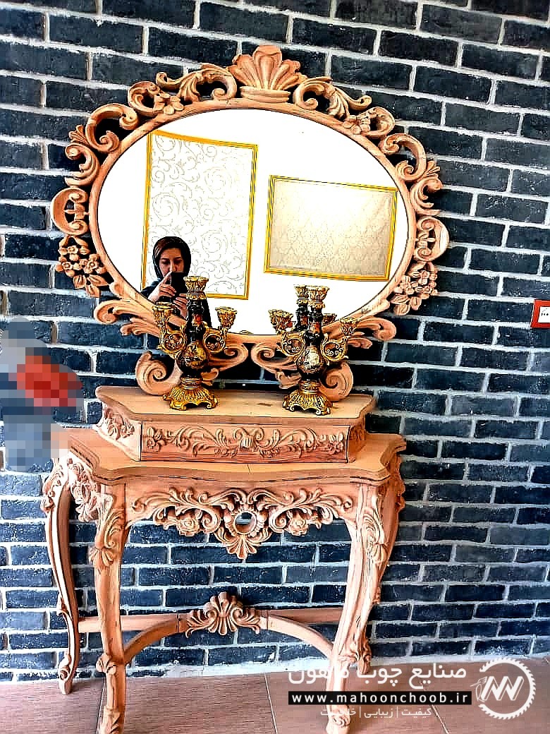 آینه کنسول نسترن چوبی راش منبت شده سلطنتی ماهون چوب