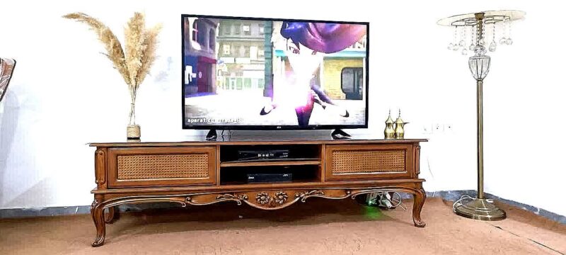 میز تلویزیون سلطنتی راشل